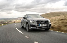 Audi SQ2, front action
